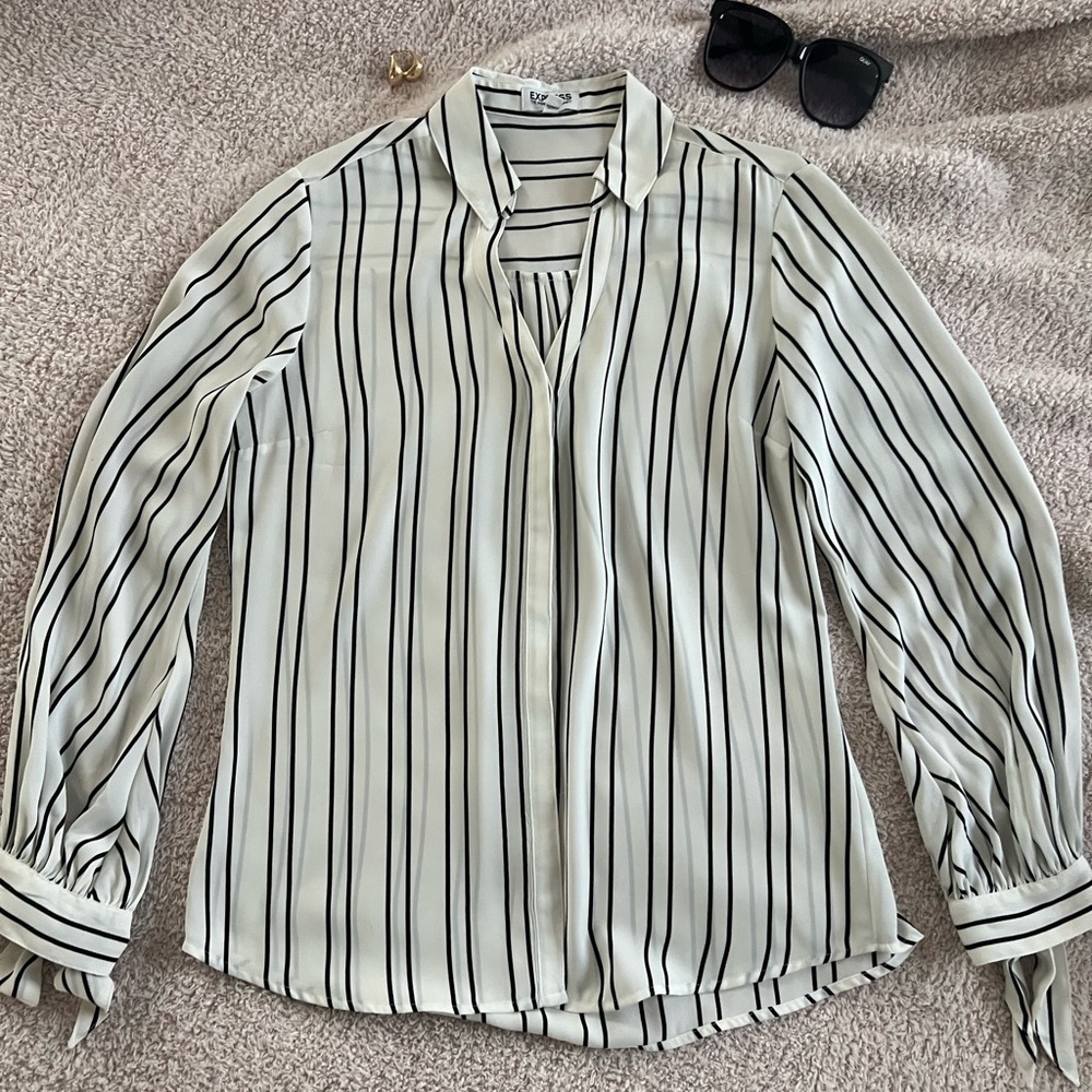 Express | Striped Relaxed Portofino Shirt with Billowed Sleeves
